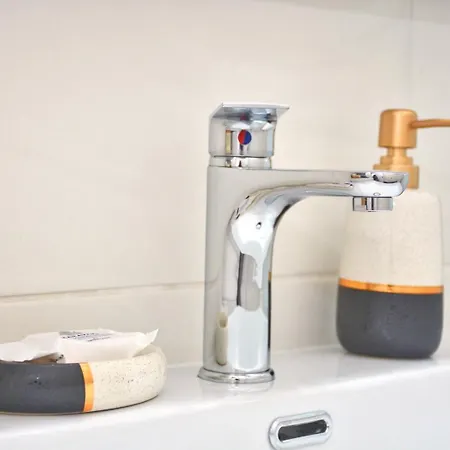 Kosmas Family House 2 Kanálion