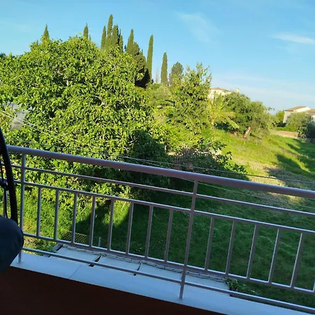 Kosmas Family House 2 شقة